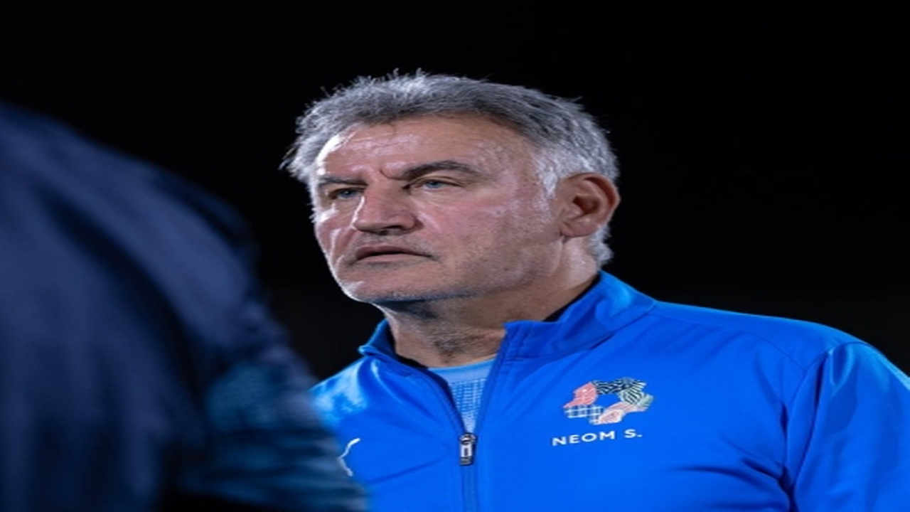 رد مدرب نيوم على انتقال بوابري إلى الهلال وتفاصيل الصفقة